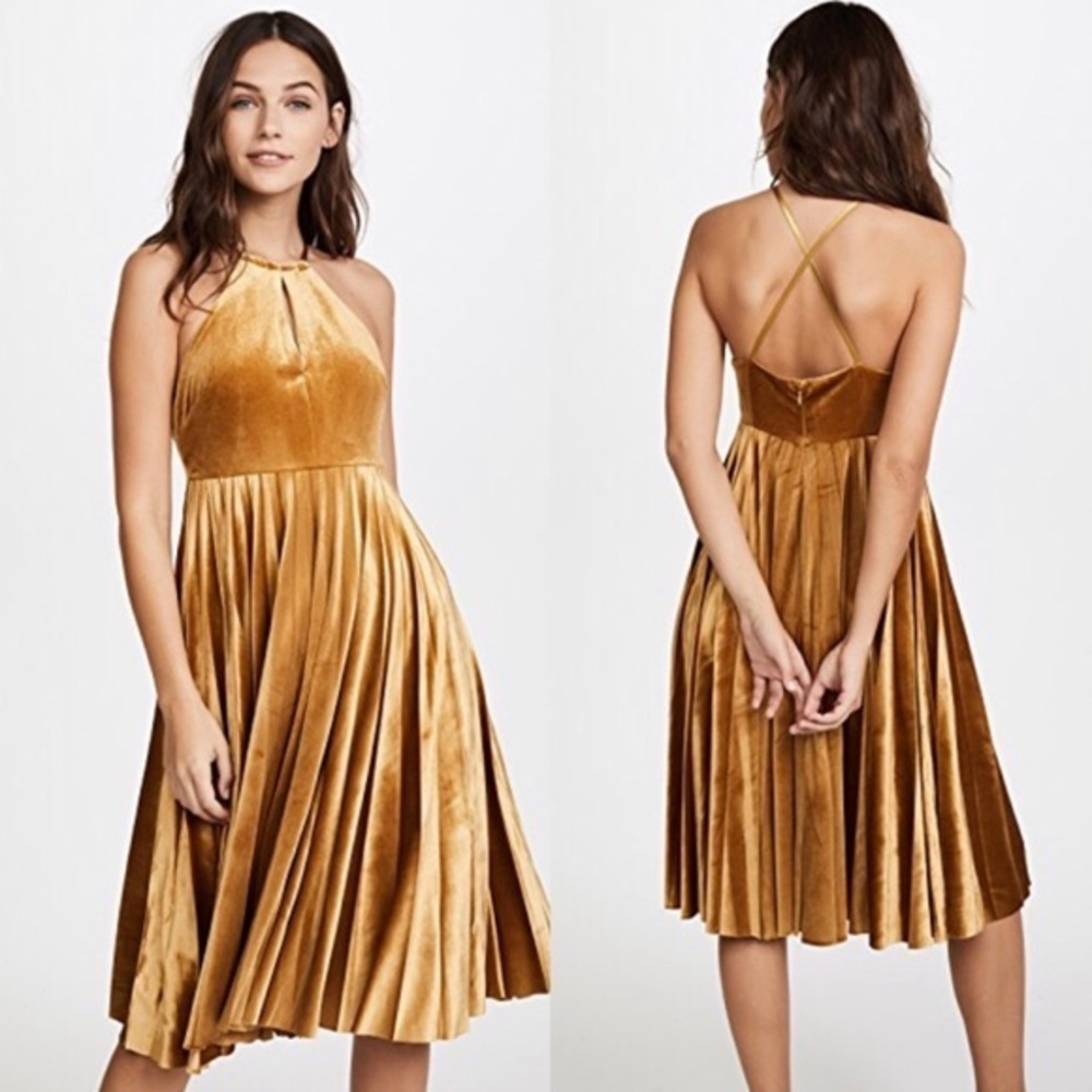 Endless Rose Mustard Pleated Dress‎